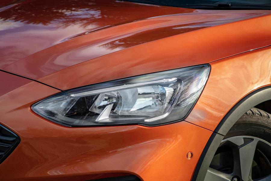 Детали экстерьера Ford Focus Active 2019 года  (UK) (фото 14 из 14)